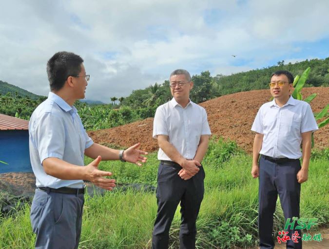 艾軼倫在立才農(nóng)場公司墾區(qū)耕地“非糧化”“非農(nóng)化”專項整改復耕地塊調(diào)研。